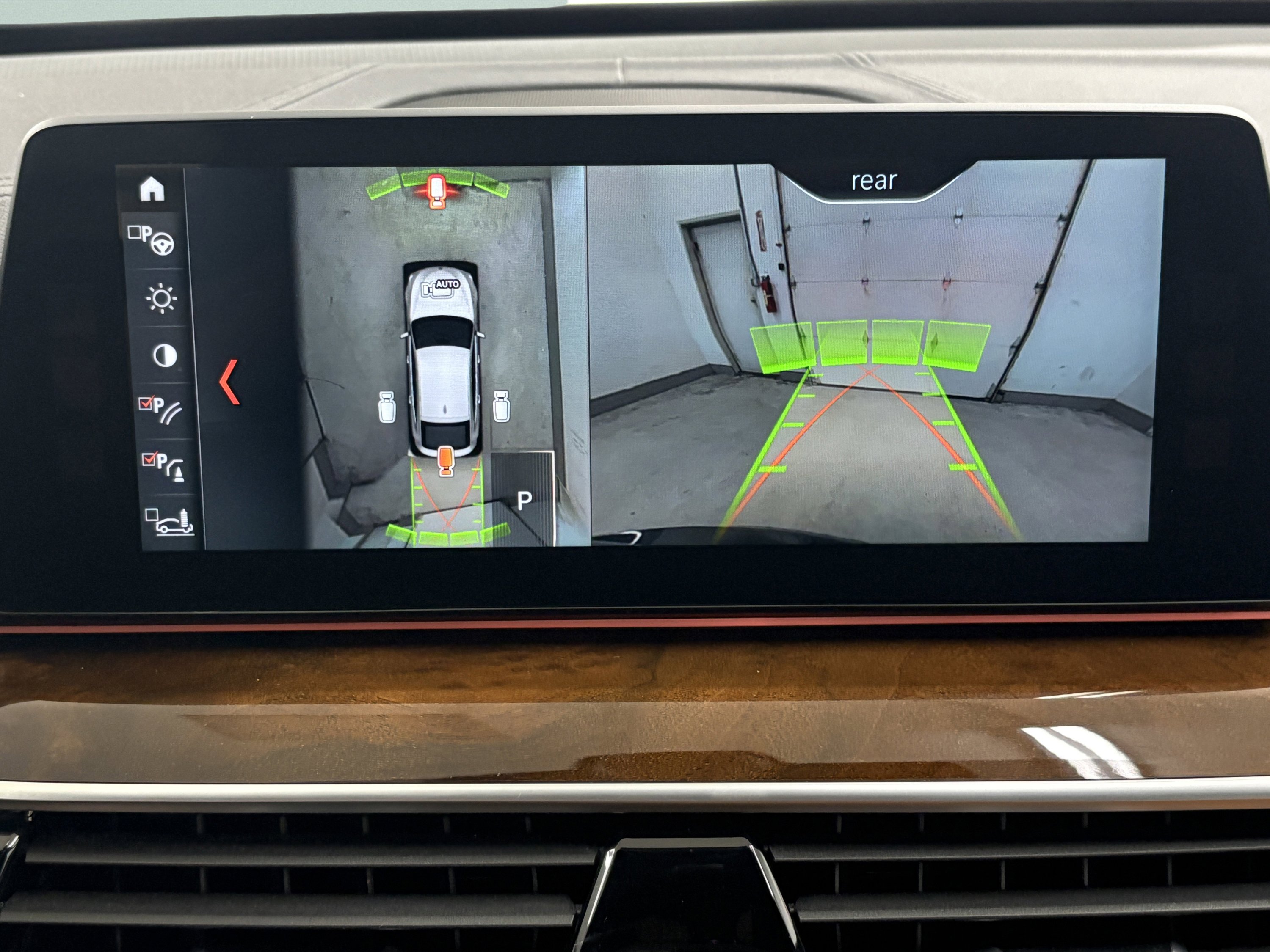 Used 2018 BMW 640i Gran Turismo xDrive image 14