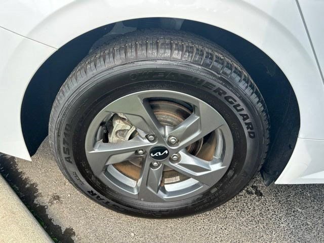 Used 2023 Kia K5 LXS FWD image 46