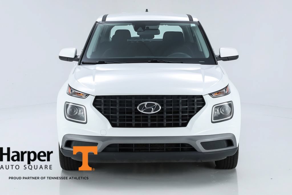 Used 2021 Hyundai Venue SE FWD image 16
