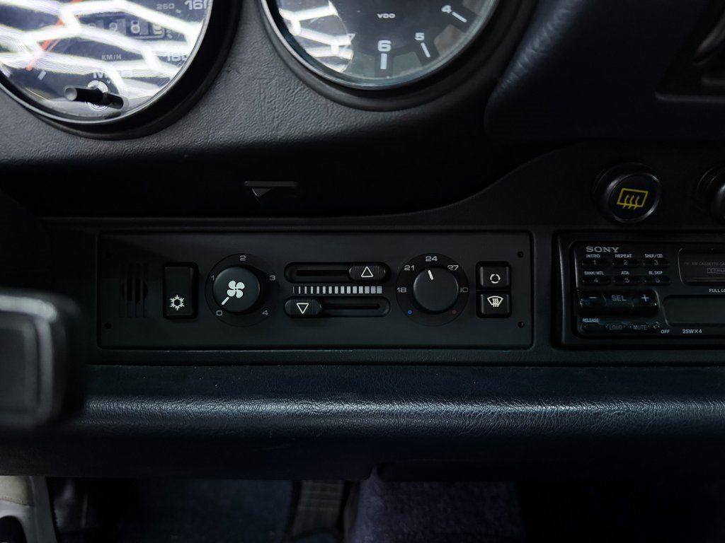 Used 1992 Porsche 911 Carrera image 23