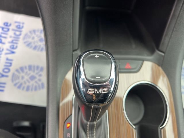 Used 2019 GMC Acadia SLE image 23