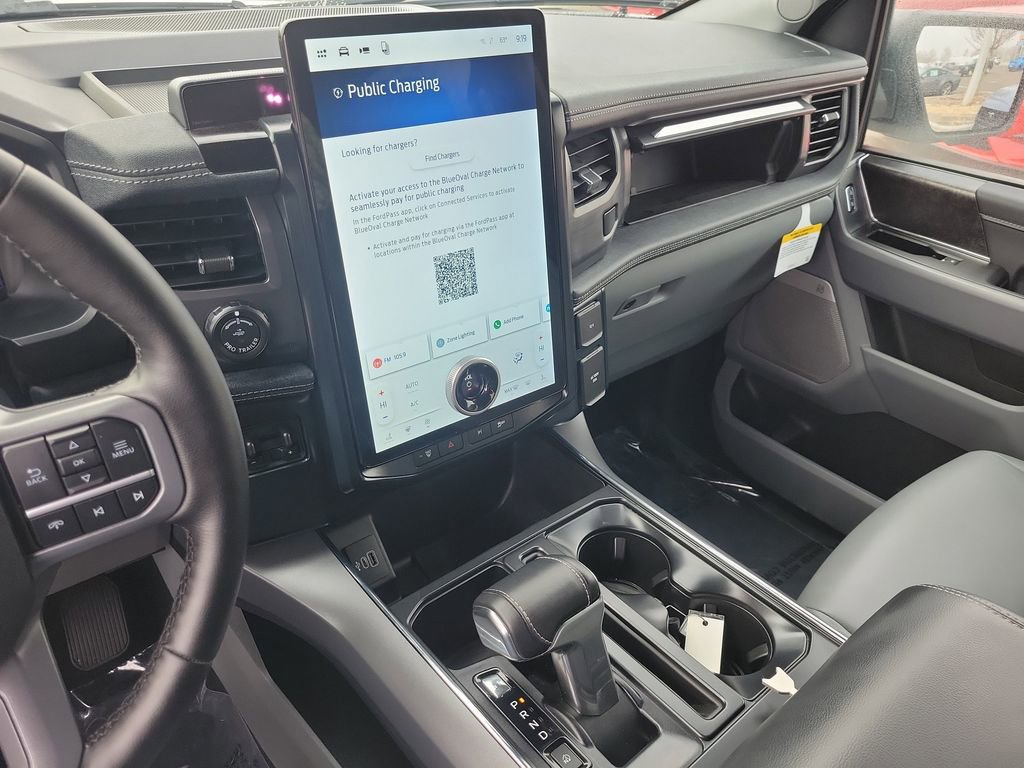 Used 2025 Ford F150 Lightning Flash image 23