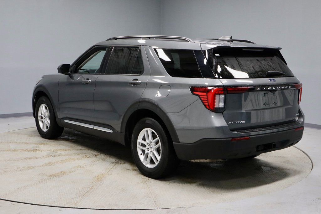 Certified 2025 Ford Explorer Active image 11