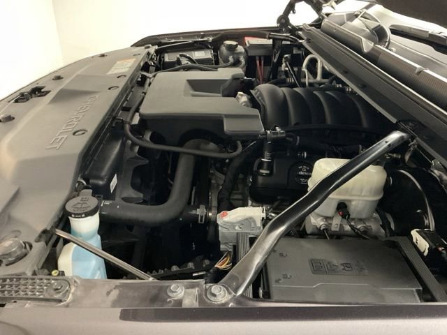 Certified 2018 Chevrolet Tahoe LT w/ Luxury Package AWD/4WD image 21