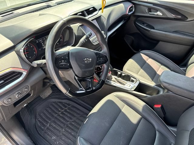 Used 2023 Chevrolet TrailBlazer RS FWD image 13