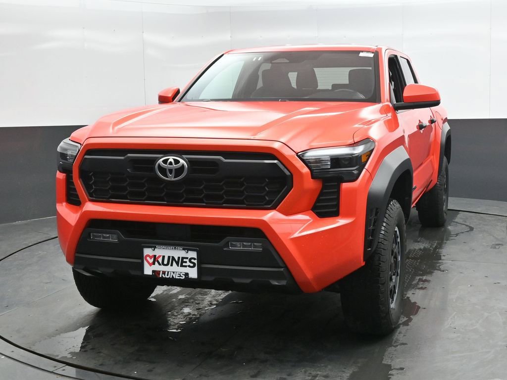 Used 2024 Toyota Tacoma TRD Off-Road AWD/4WD image 8