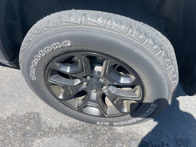 Used 2019 Jeep Cherokee Trailhawk w/ Comfort/Convenience Group AWD/4WD image 5