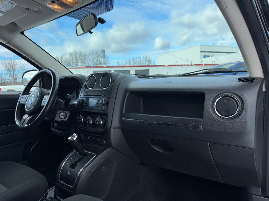 Used 2012 Jeep Compass Sport image 20