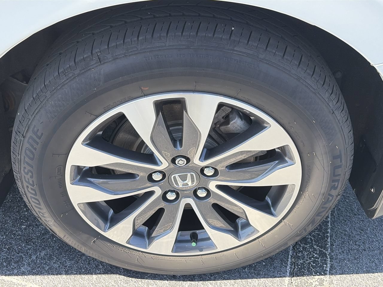 Used 2024 Honda Odyssey EX-L image 30