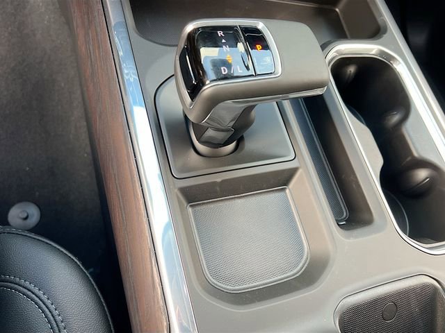 New 2026 GMC Sierra 1500 SLT image 12