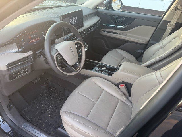 Certified 2024 Lincoln Corsair FWD w/ Equipment Group 101A image 10