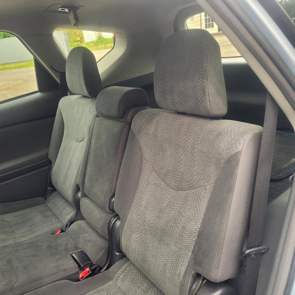 Used 2014 Toyota Prius V Three FWD image 30