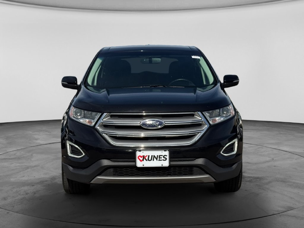 Used 2018 Ford Edge SEL FWD image 2