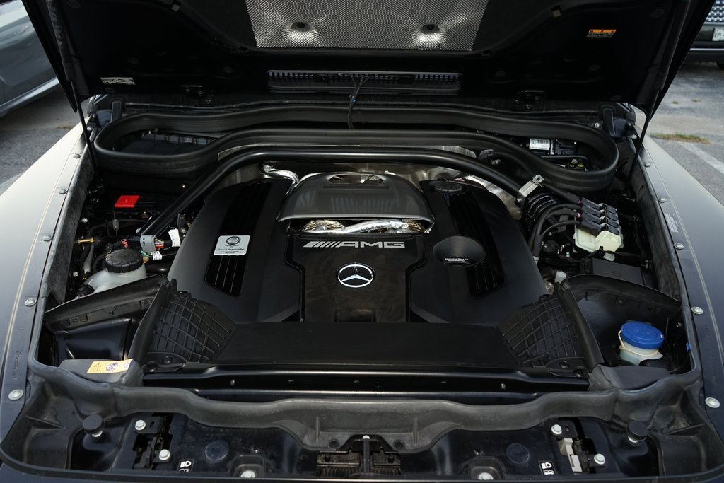 Used 2025 Mercedes-Benz G 63 AMG 4MATIC image 32