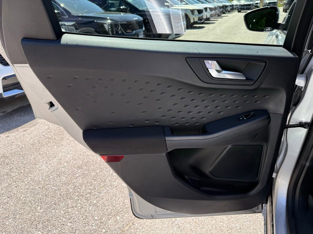 Used 2020 Ford Escape SE AWD/4WD image 9