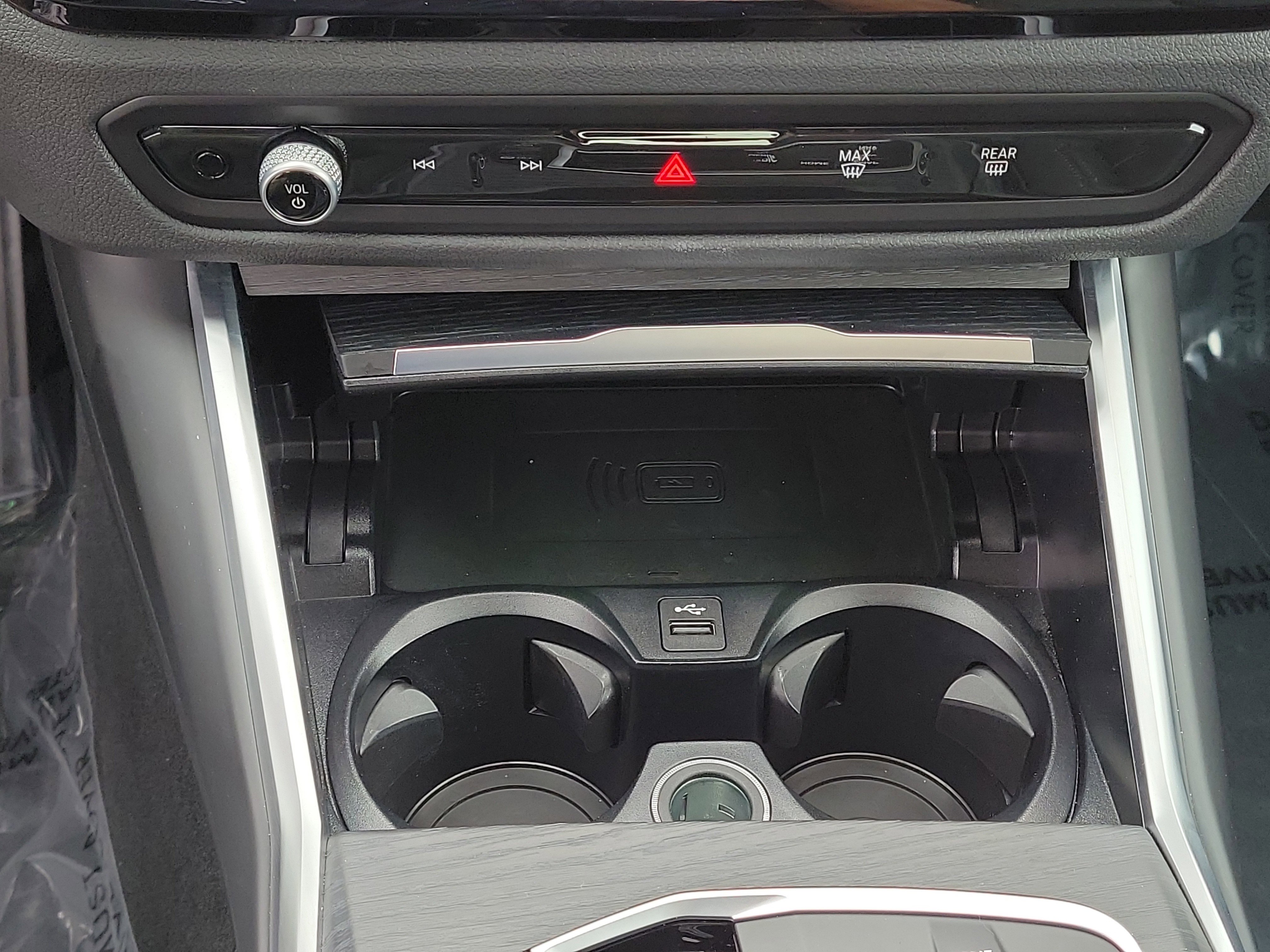 Used 2025 BMW 430i xDrive Coupe w/ Premium Package image 27