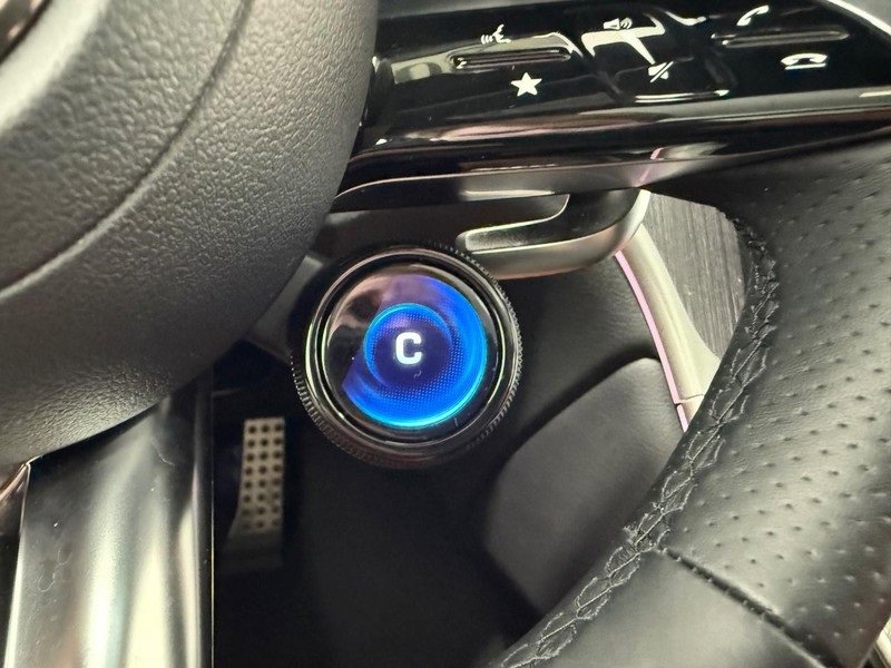 Certified 2024 Mercedes-Benz GLC 43 AMG 4MATIC image 18