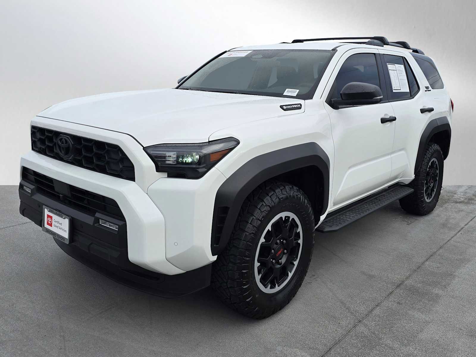 Certified 2025 Toyota 4Runner TRD Off-Road image 7
