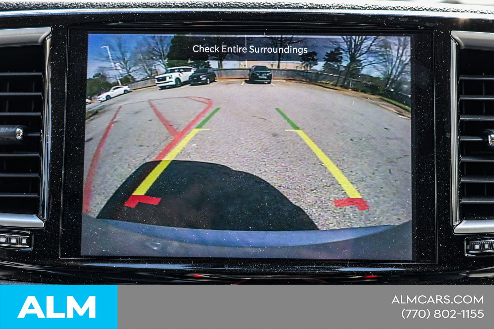 Used 2024 Chrysler Pacifica Touring-L FWD image 30