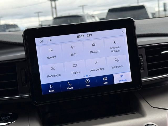 Used 2022 Ford Explorer XLT w/ Equipment Group 202A image 26