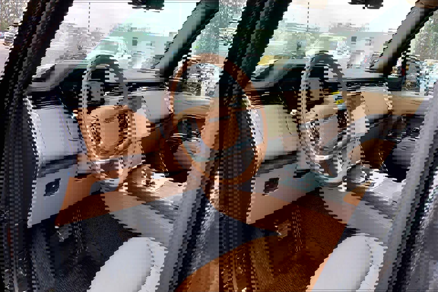 New 2026 Land Rover Range Rover Autobiography AWD/4WD image 9