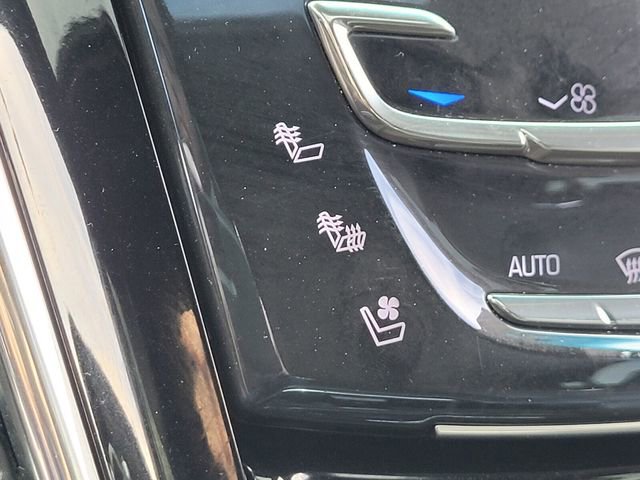 Used 2016 Cadillac Escalade Platinum image 22