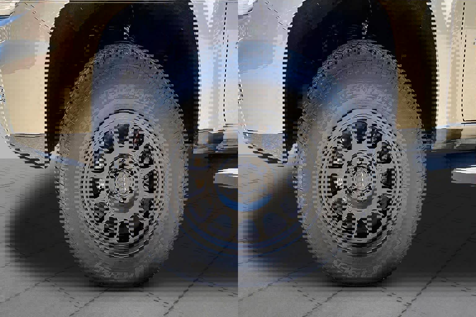 Used 2021 GMC Canyon AT4 w/ Trailering Package AWD/4WD image 11