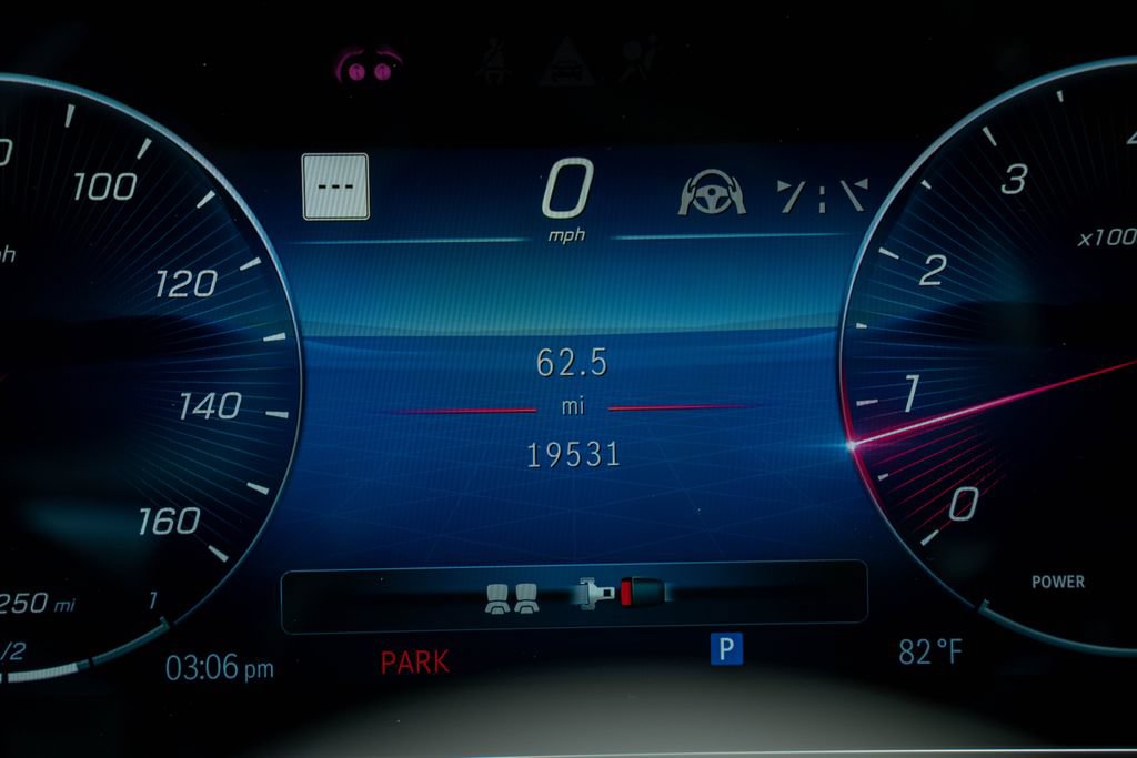 Used 2024 Mercedes-Benz Maybach S 580 4MATIC image 23