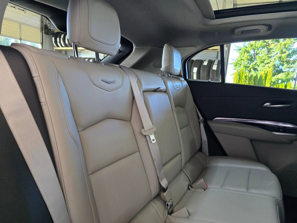 Used 2022 Cadillac XT4 Luxury image 27