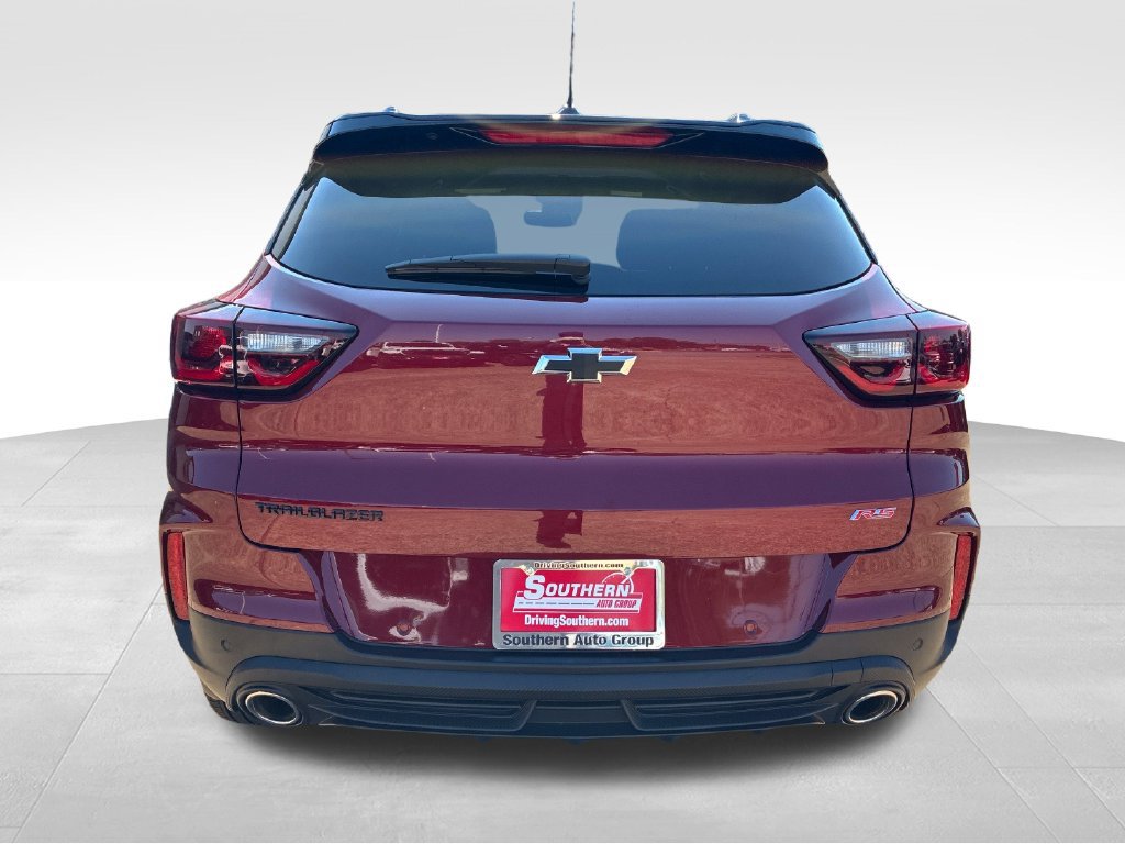Used 2025 Chevrolet TrailBlazer RS w/ Convenience Package FWD image 4