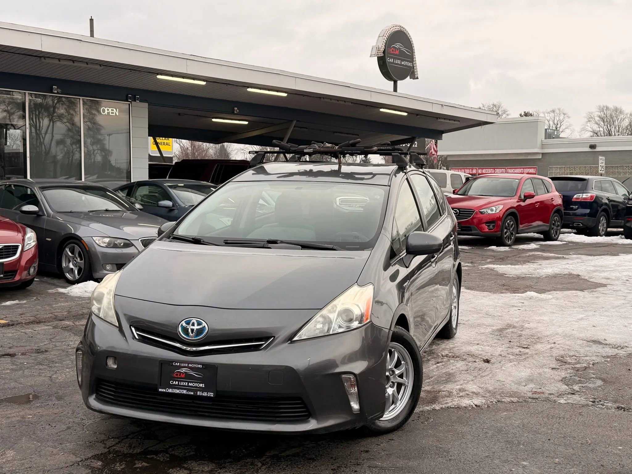 Used 2012 Toyota Prius V Three image 1