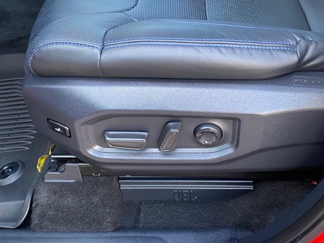 Used 2025 Toyota Sequoia Platinum image 33