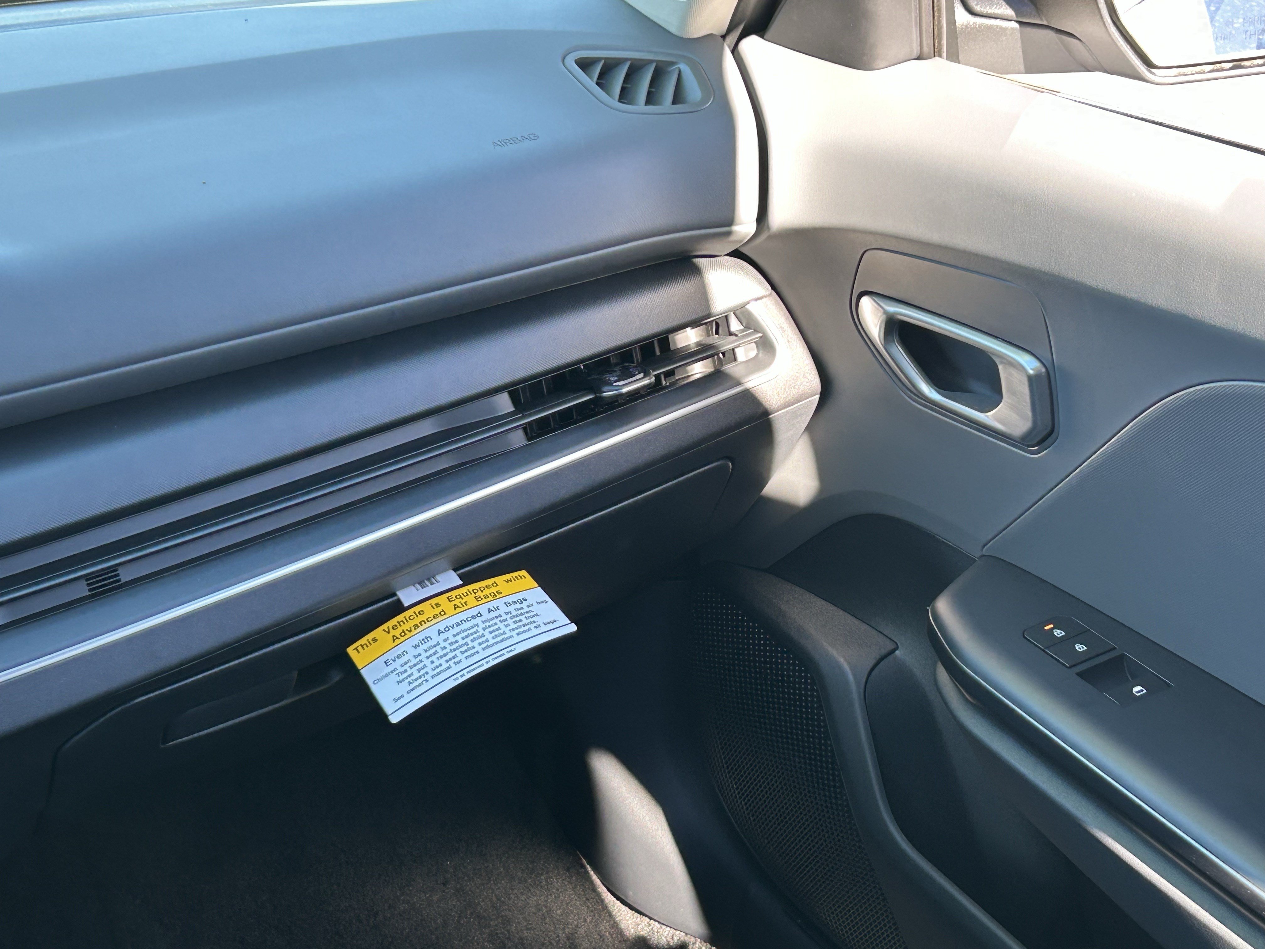 New 2026 Kia K4 FWD image 17
