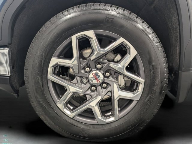 Used 2024 GMC Sierra 1500 SLT w/ SLT Premium Plus Package AWD/4WD image 8