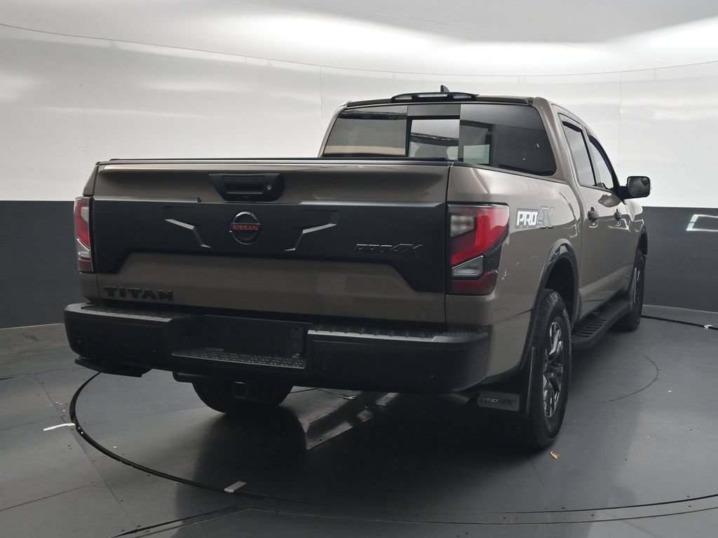 Used 2022 Nissan Titan PRO-4X w/ Pro-4x Convenience Package AWD/4WD image 5