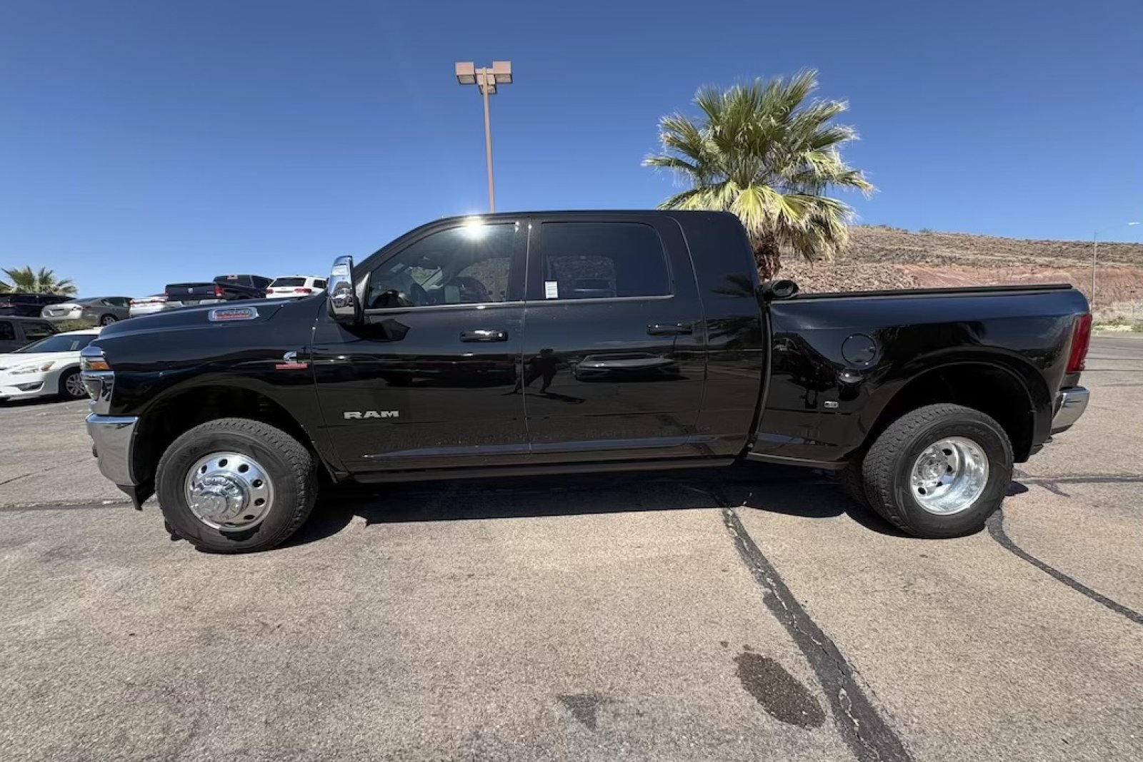 Used 2026 RAM 3500 Laramie AWD/4WD image 2