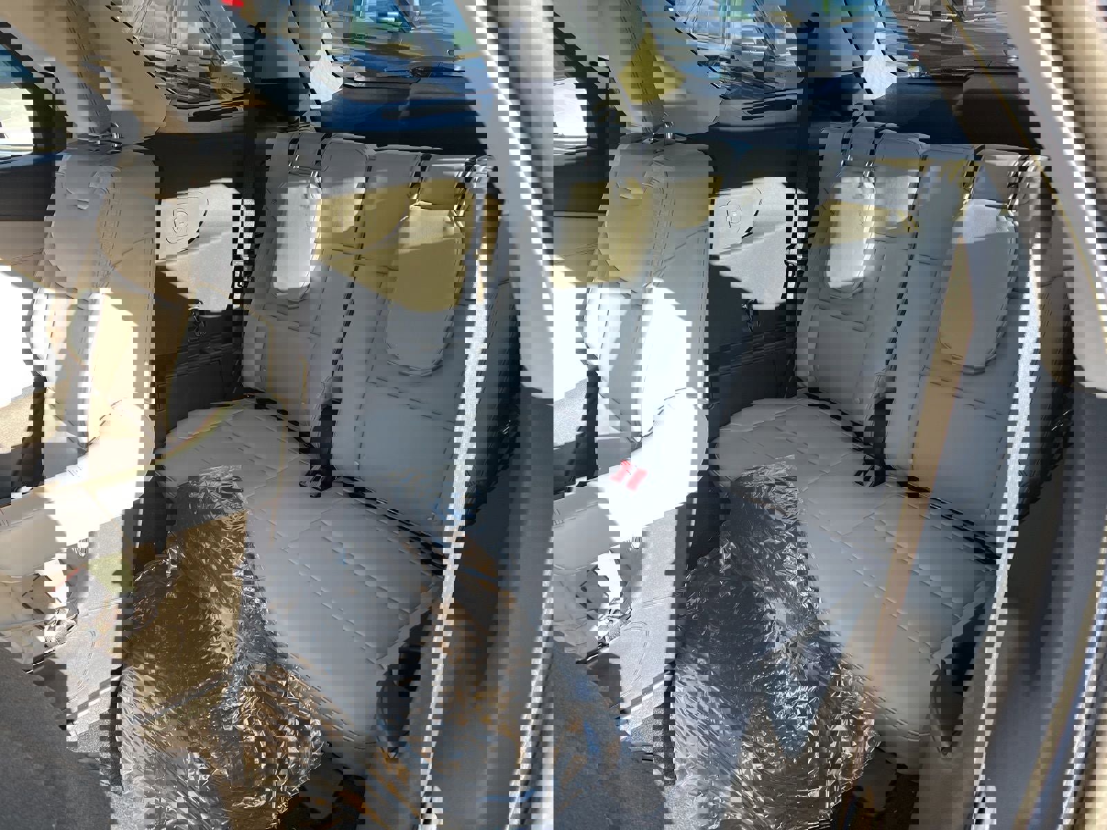 New 2025 Ford Explorer Active w/ Active Comfort Package image 16