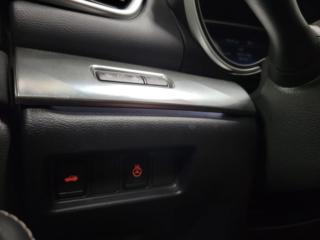 Used 2023 Nissan Maxima SL FWD image 23
