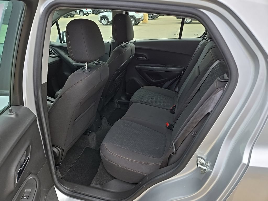 Used 2017 Chevrolet Trax LS FWD image 14