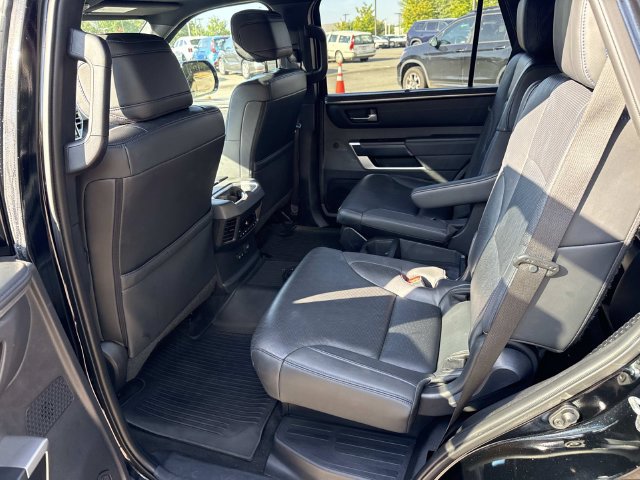 Used 2024 Toyota Sequoia Platinum AWD/4WD image 17