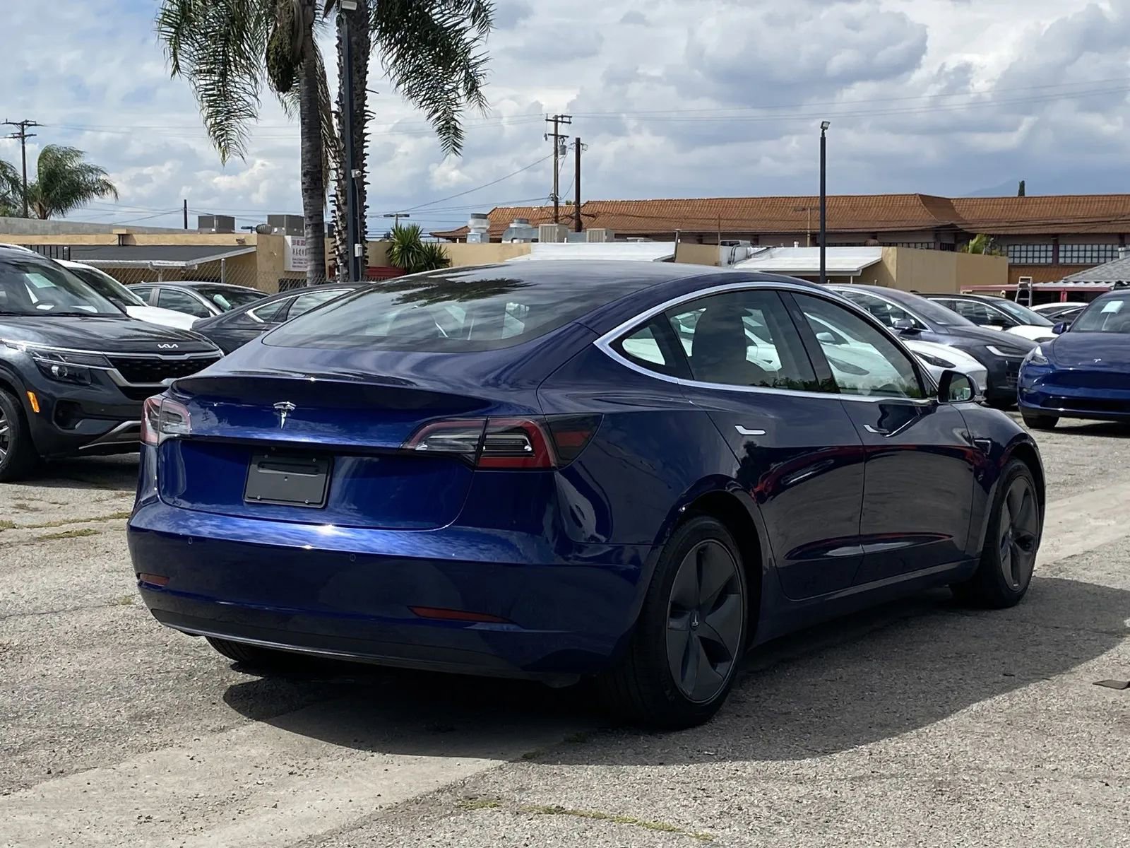 Used 2019 Tesla Model 3 image 4