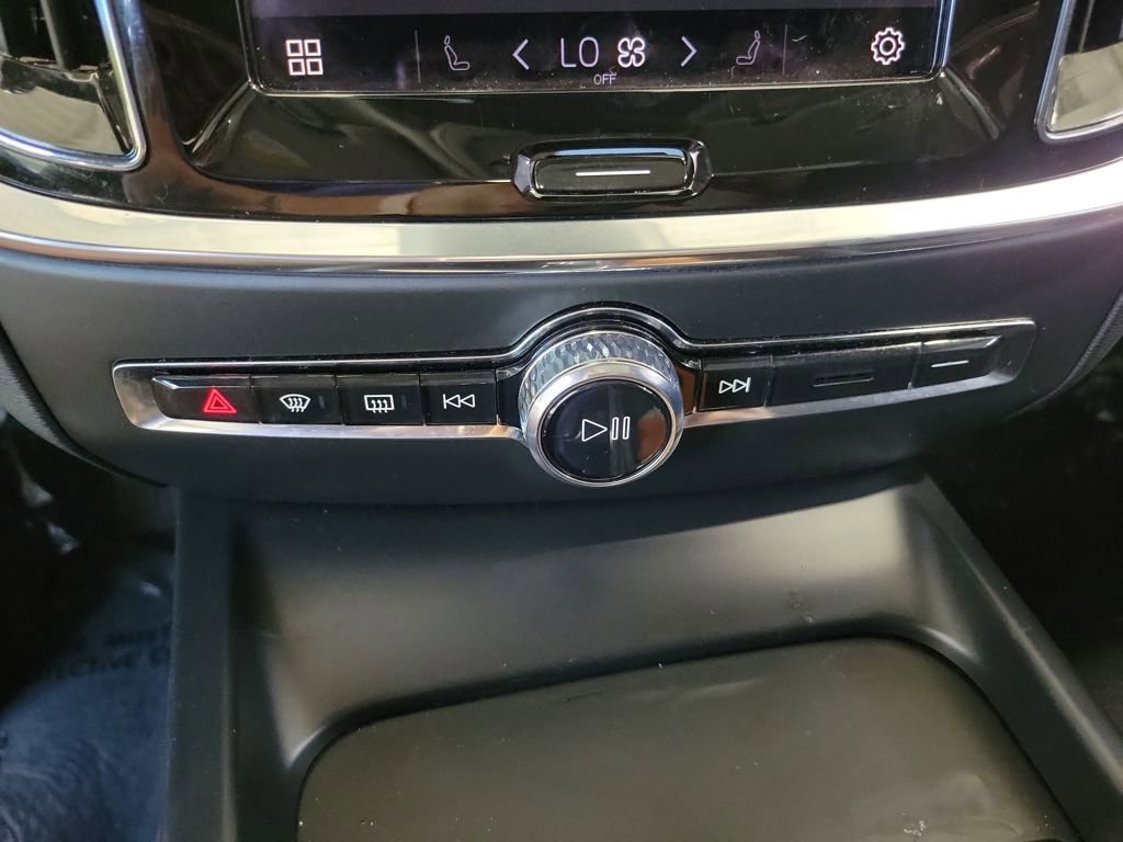 Used 2024 Volvo S60 B5 Core image 18
