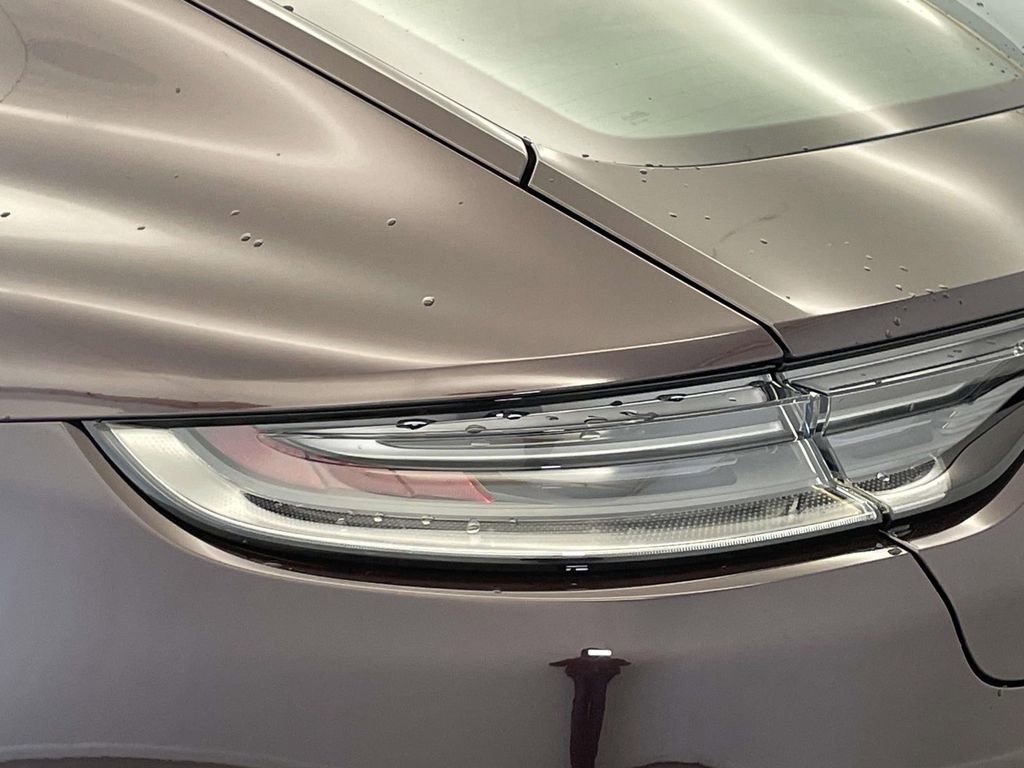 Certified 2022 Porsche Panamera 4 Platinum Edition image 16