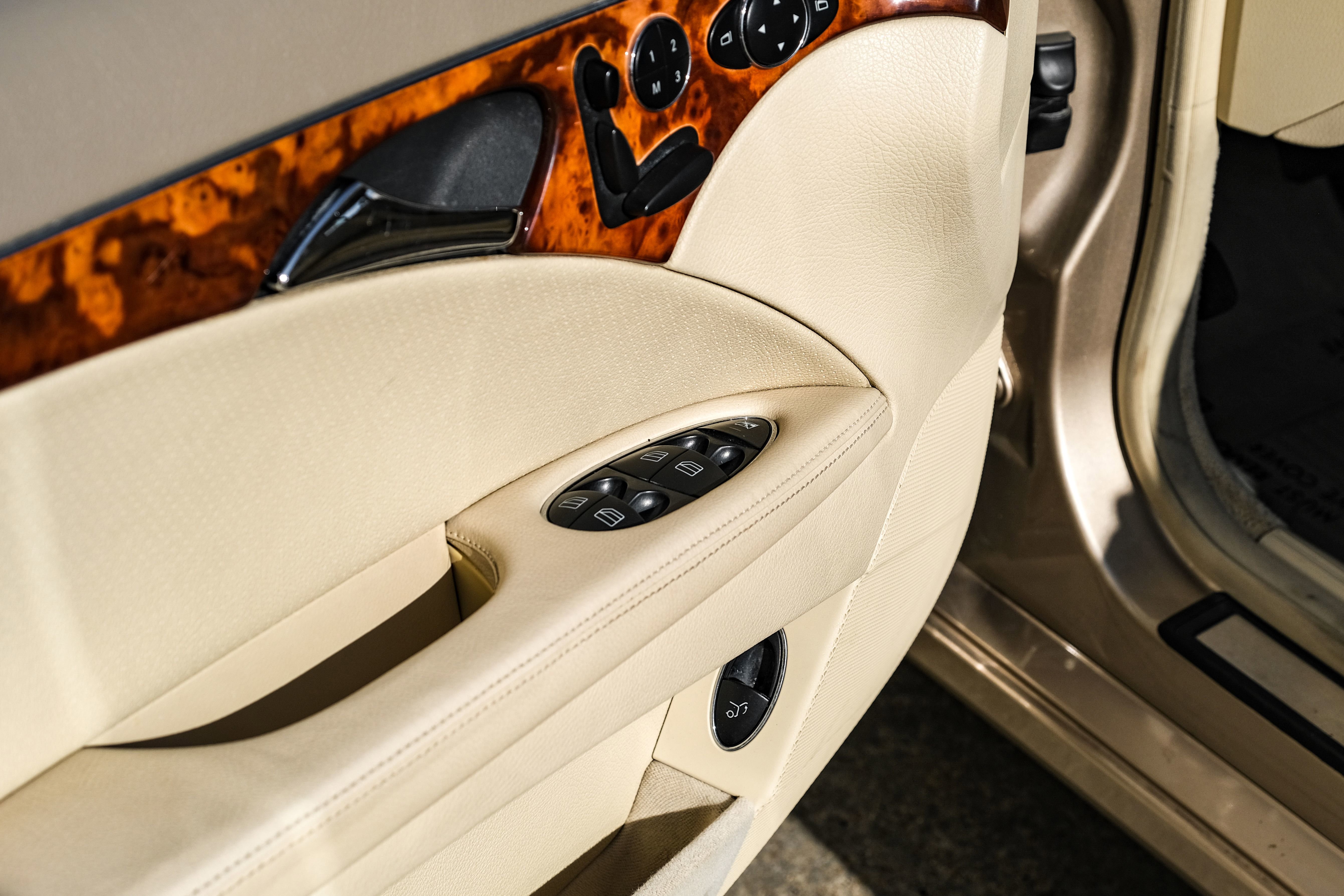 Used 2004 Mercedes-Benz E 320 4MATIC Wagon image 37