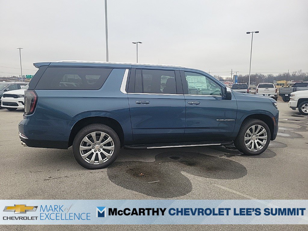 New 2026 Chevrolet Suburban Premier AWD/4WD image 9
