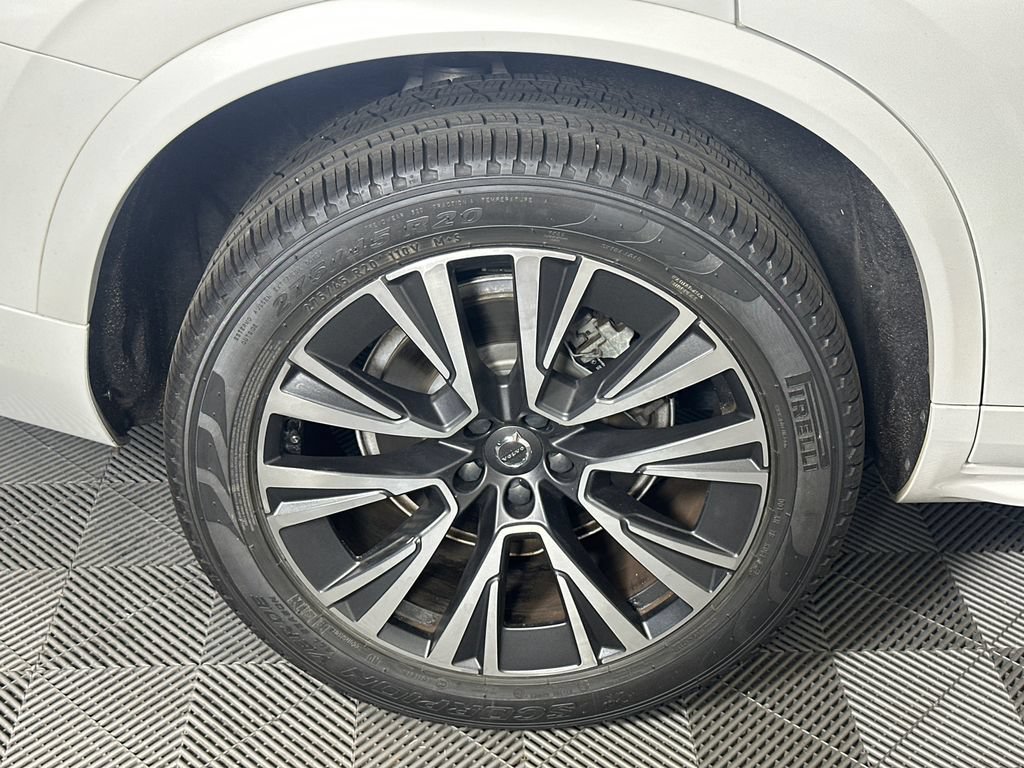 Used 2021 Volvo XC90 T5 Momentum w/ Climate Package FWD image 17