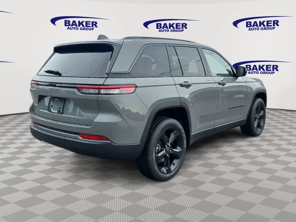 New 2027 Jeep Grand Cherokee Limited w/ Limited Altitude Package AWD/4WD image 3