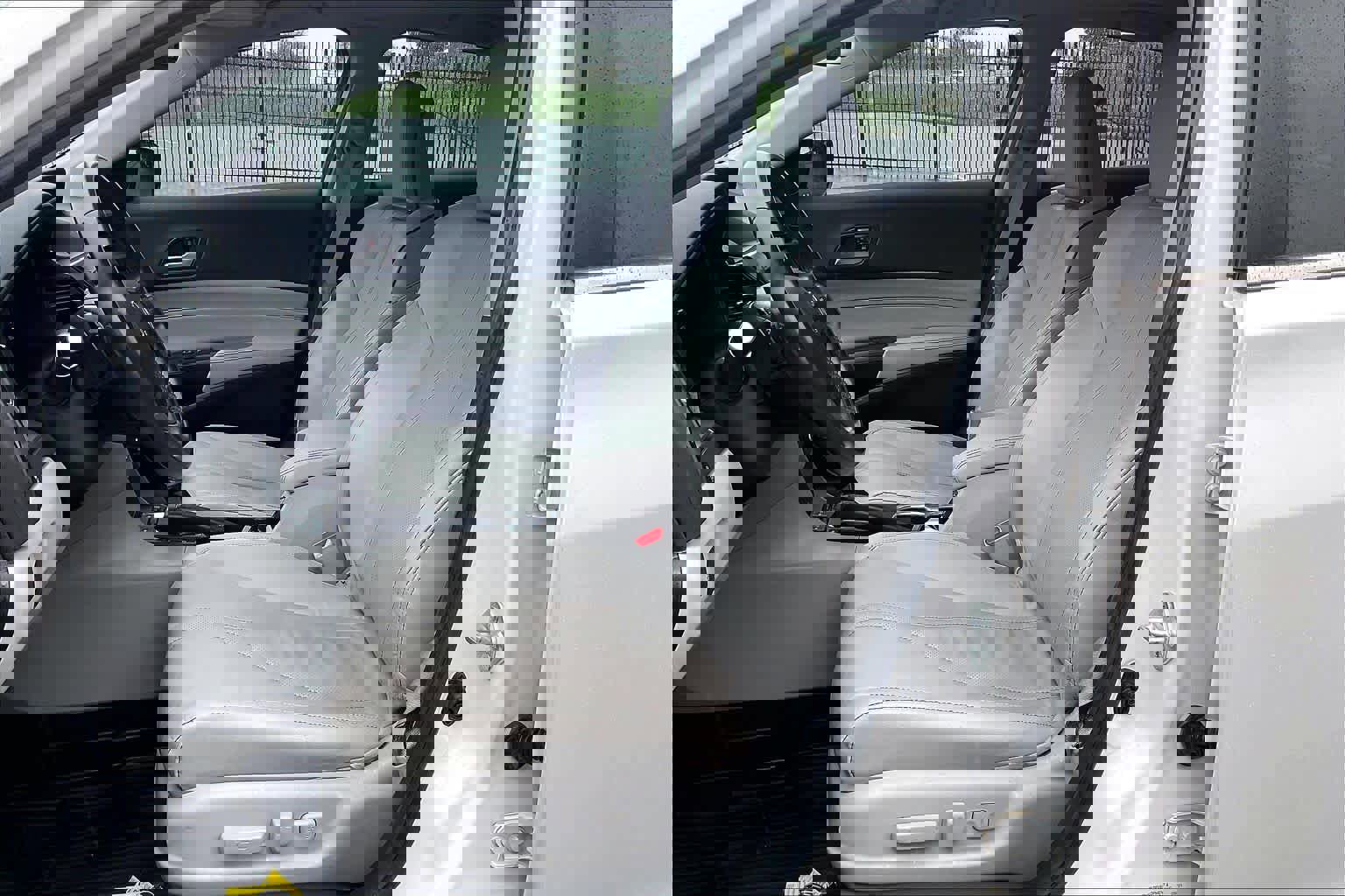 Used 2021 Acura ILX w/ Premium Package image 28