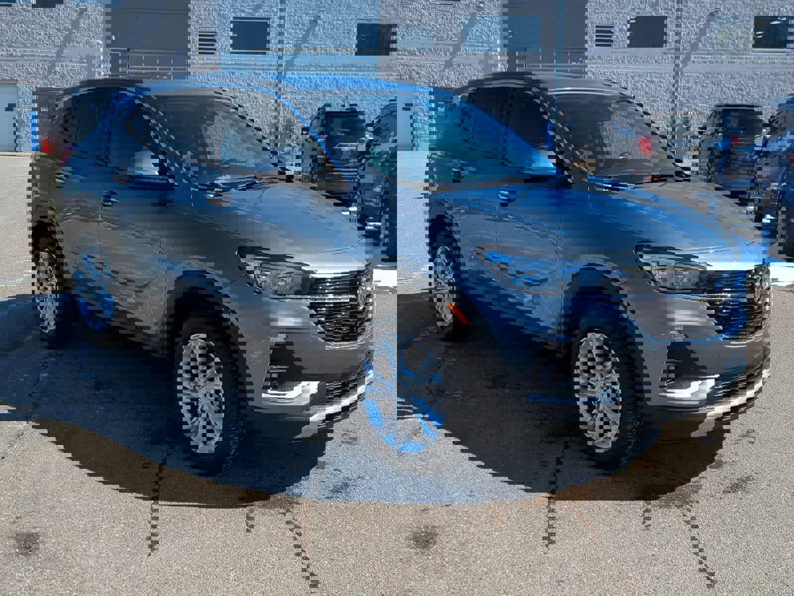 Used 2022 Buick Encore GX Preferred w/ Cold Weather Comfort Package image 2