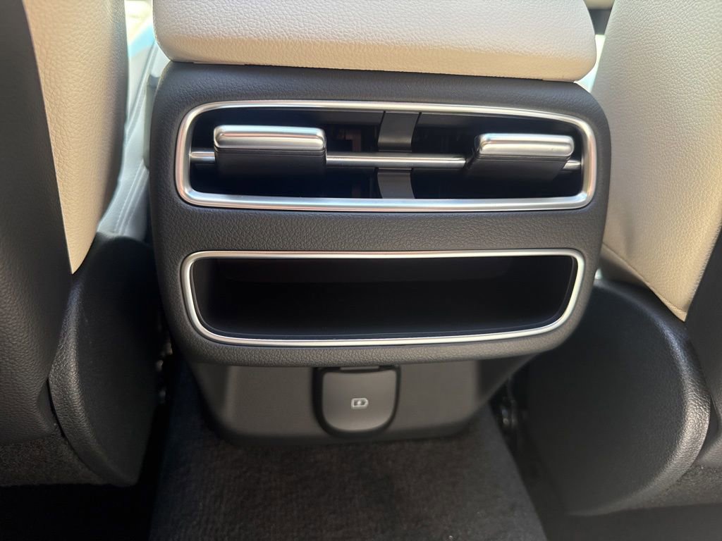 New 2026 Genesis GV70 2.5T Advanced AWD/4WD image 29